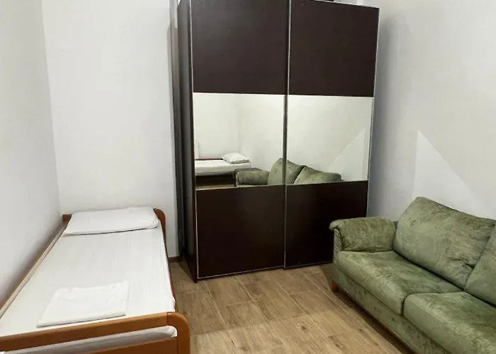 Vandrerhjem Parisa *