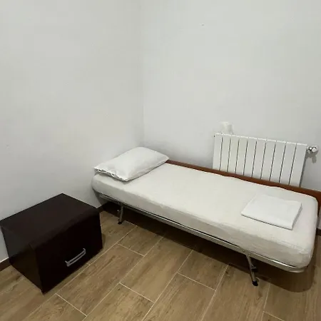 Parisa * تورينو